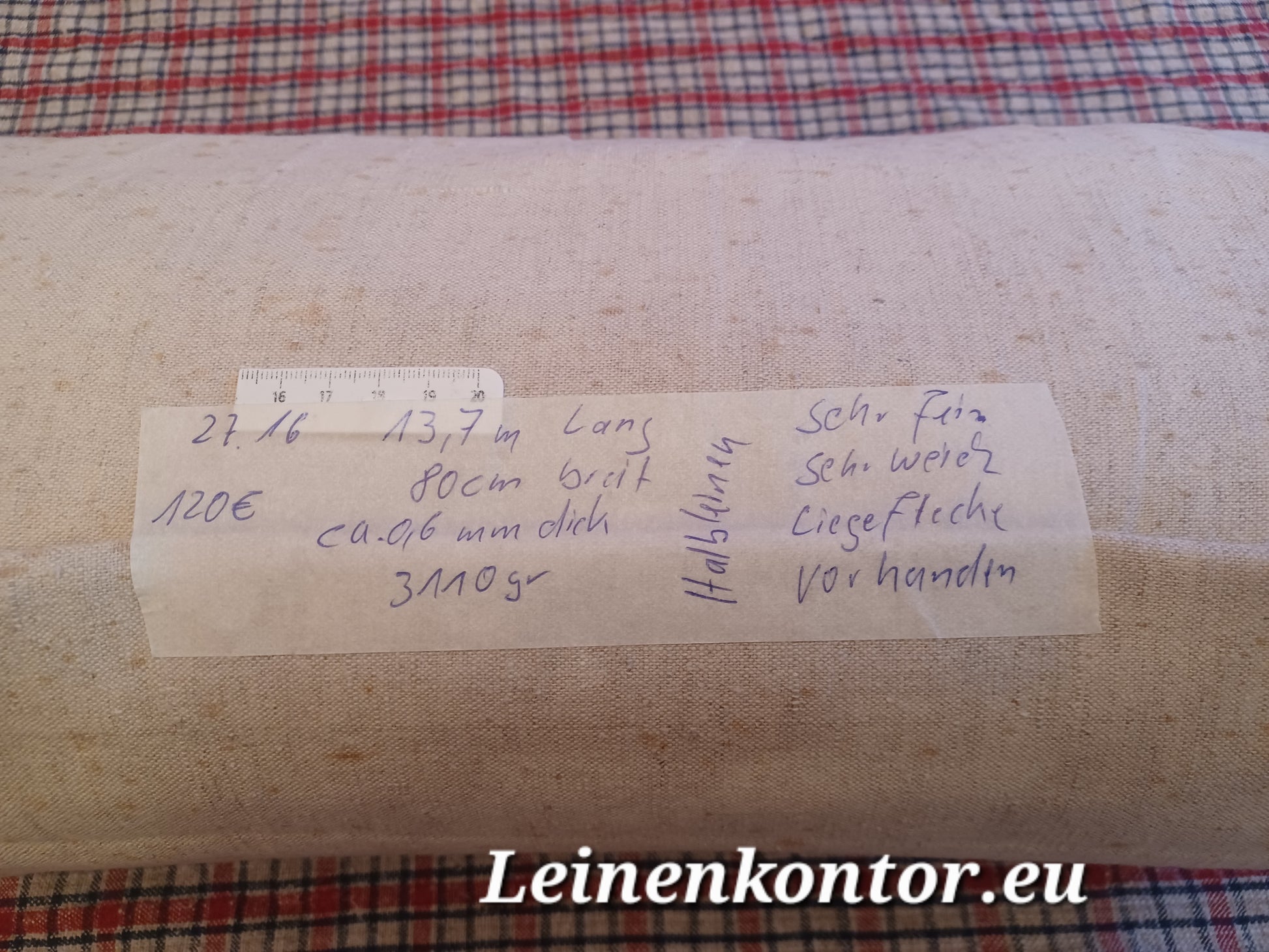 Halbleinenballen mit Etikett (Beschreibung)