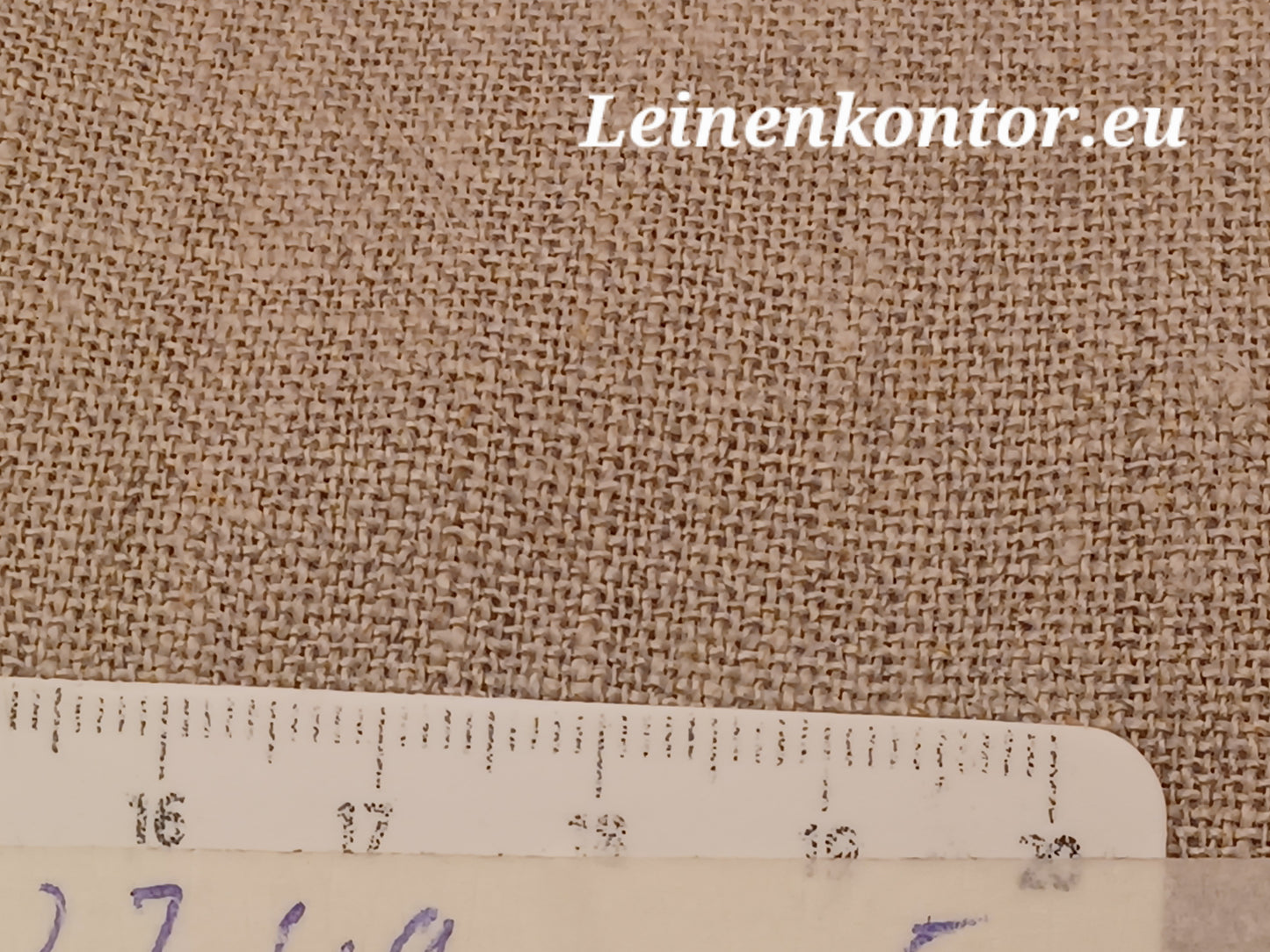 Leinenballen mit Millimeterskala 