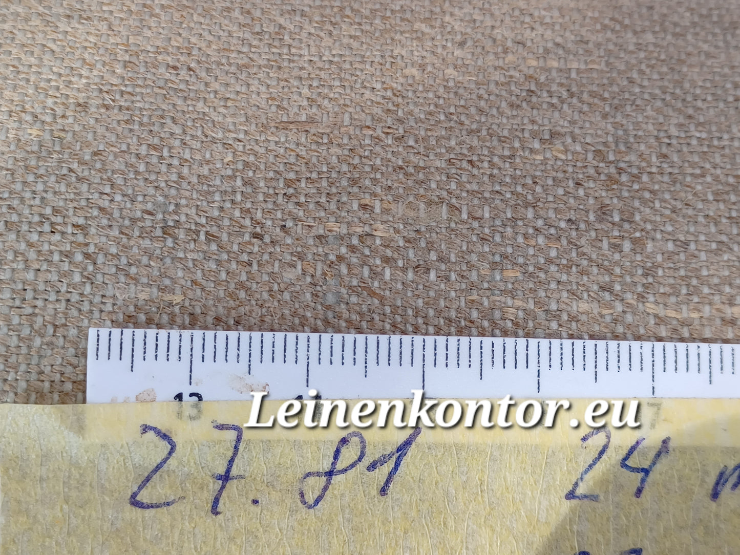 Leinenballen mit Millimeterskala 13 Fäden auf ein cm.