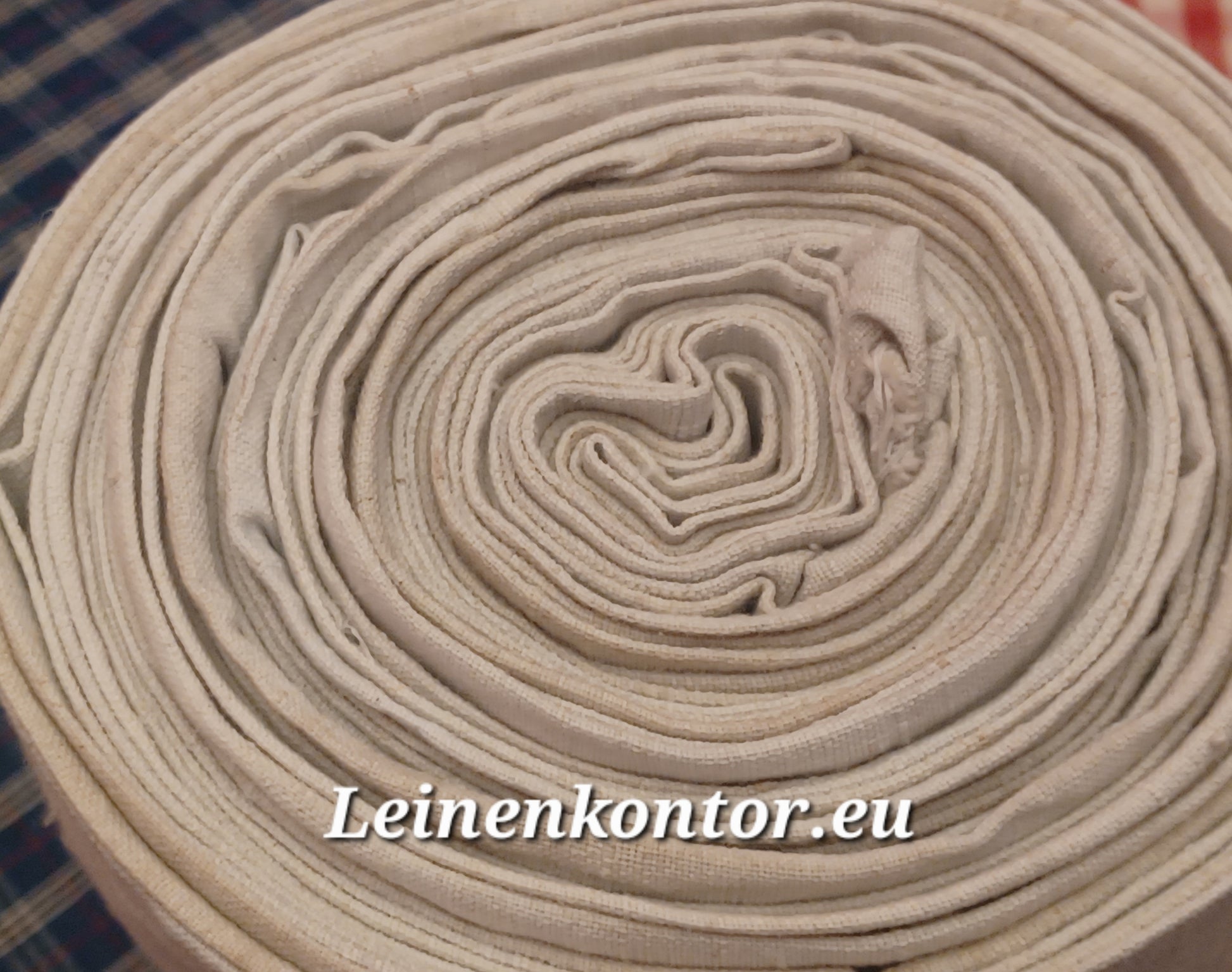 Leinenballen mit Sicht auf gerollter Außenseite