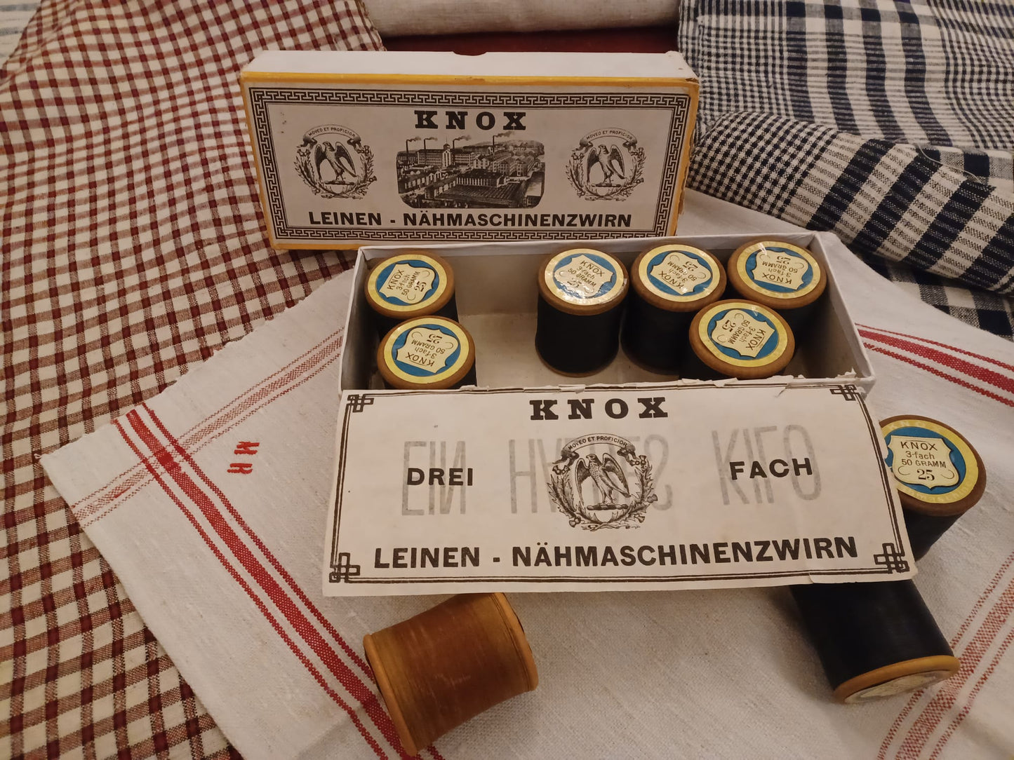 19.33 - Altes Bauernleinen Leinenstoff Vintage Landhaus-Stil