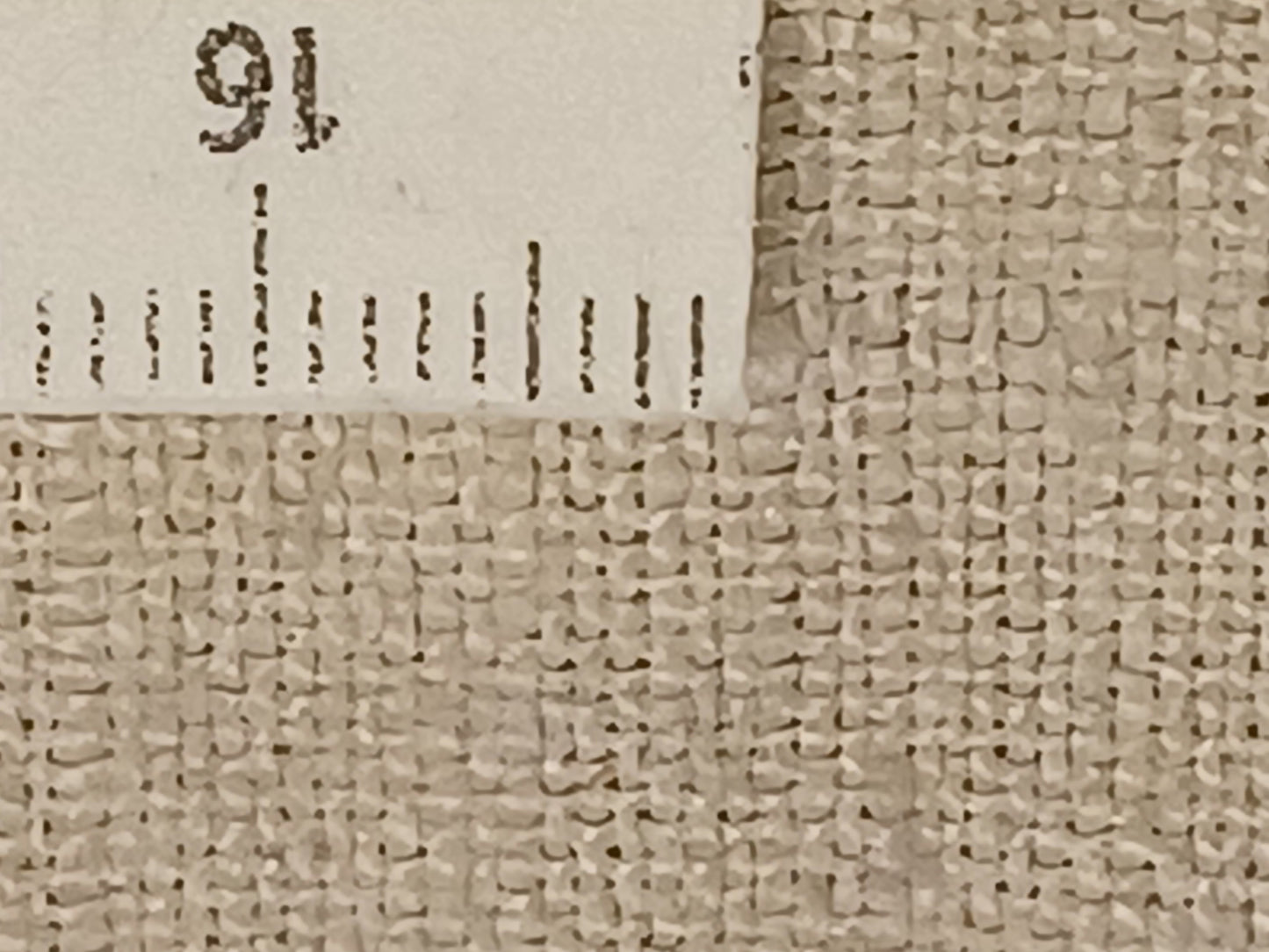 Leinenballen Textur feines helles Leinen mit Millimeterskala