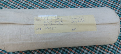 Leinenballen in Vollansicht mit Etikett (Beschreibung)