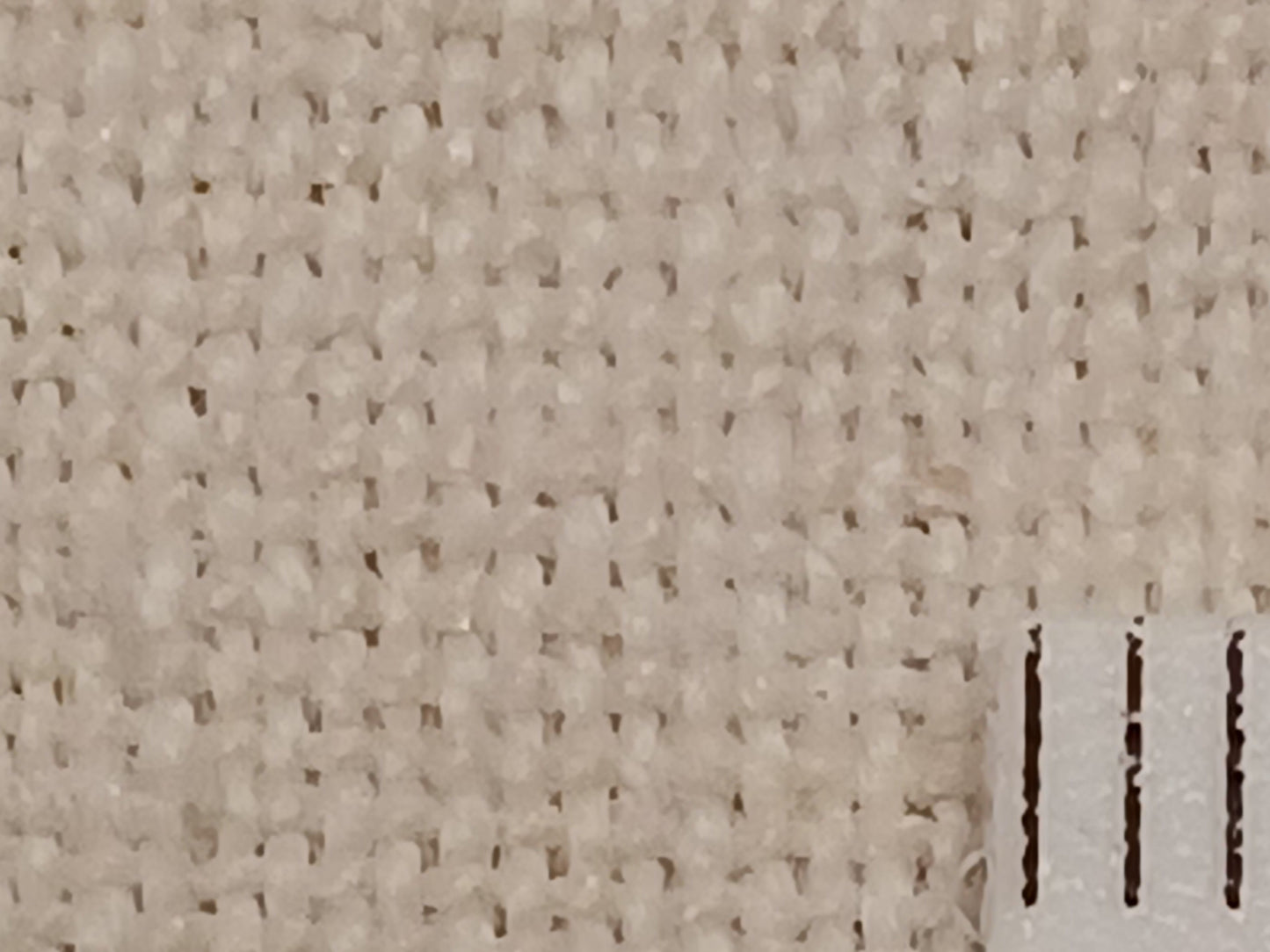 Heller feiner Leinenstoff Textur mit Millimeterskala