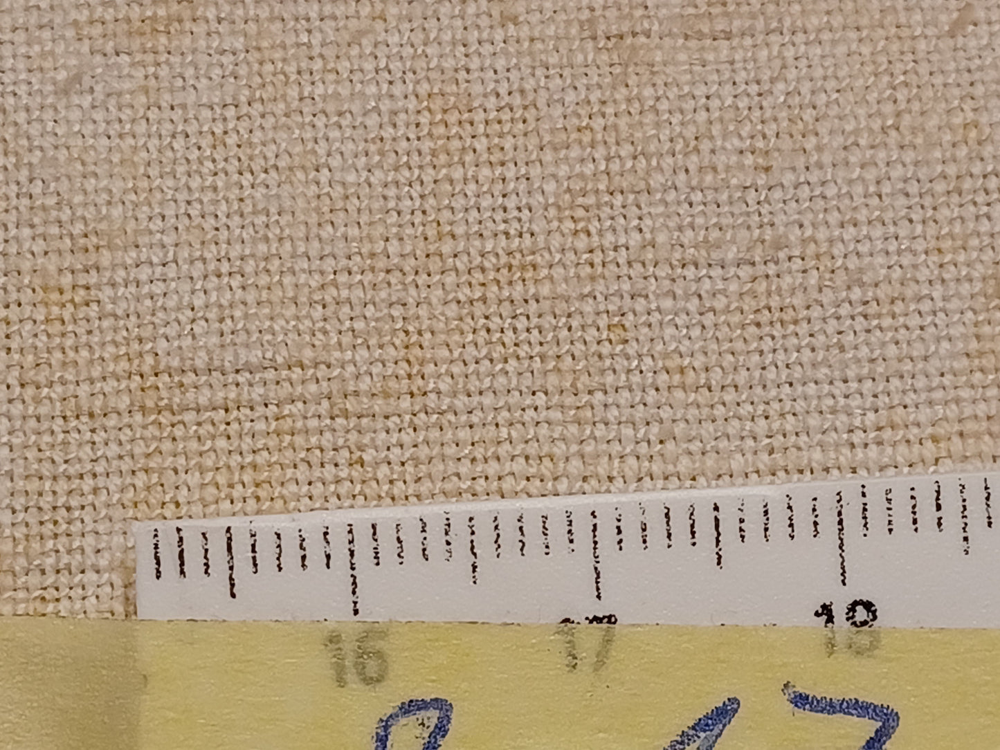 Leinenballen mit Millimeterskala 18 Fäden auf ein cm.