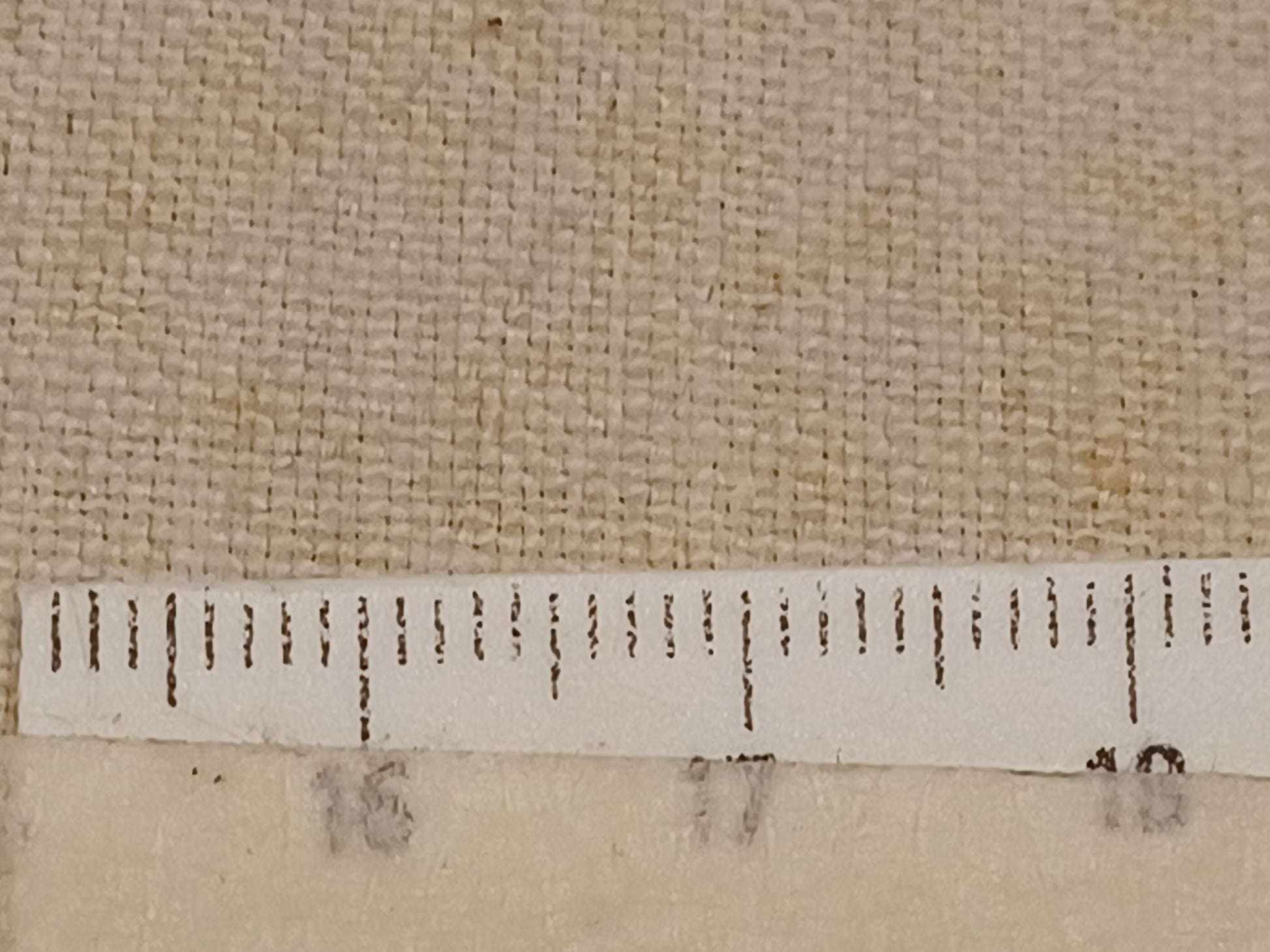 Leinenballen mit Millimeterskala 18 Fäden auf ein cm.
