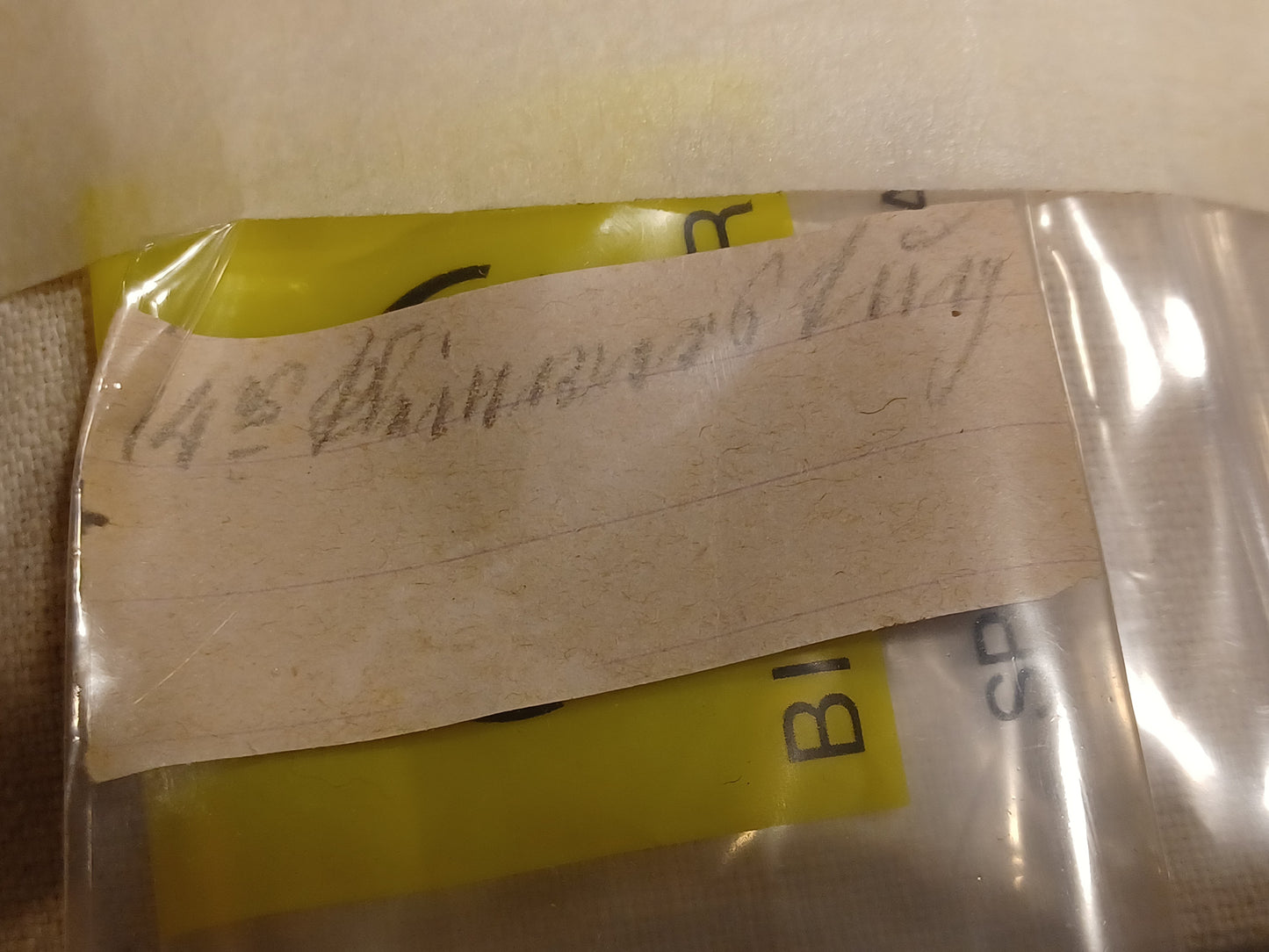 Leinenballen mit alter Sütterlin-Text Beschreibung