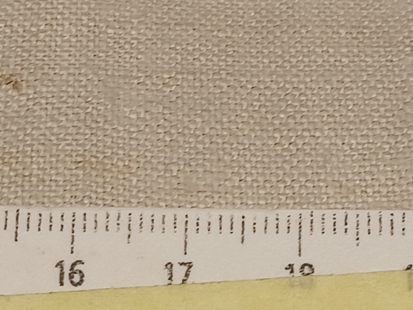 Leinenballen mit Millimeterskala 17 Fäden auf ein cm.