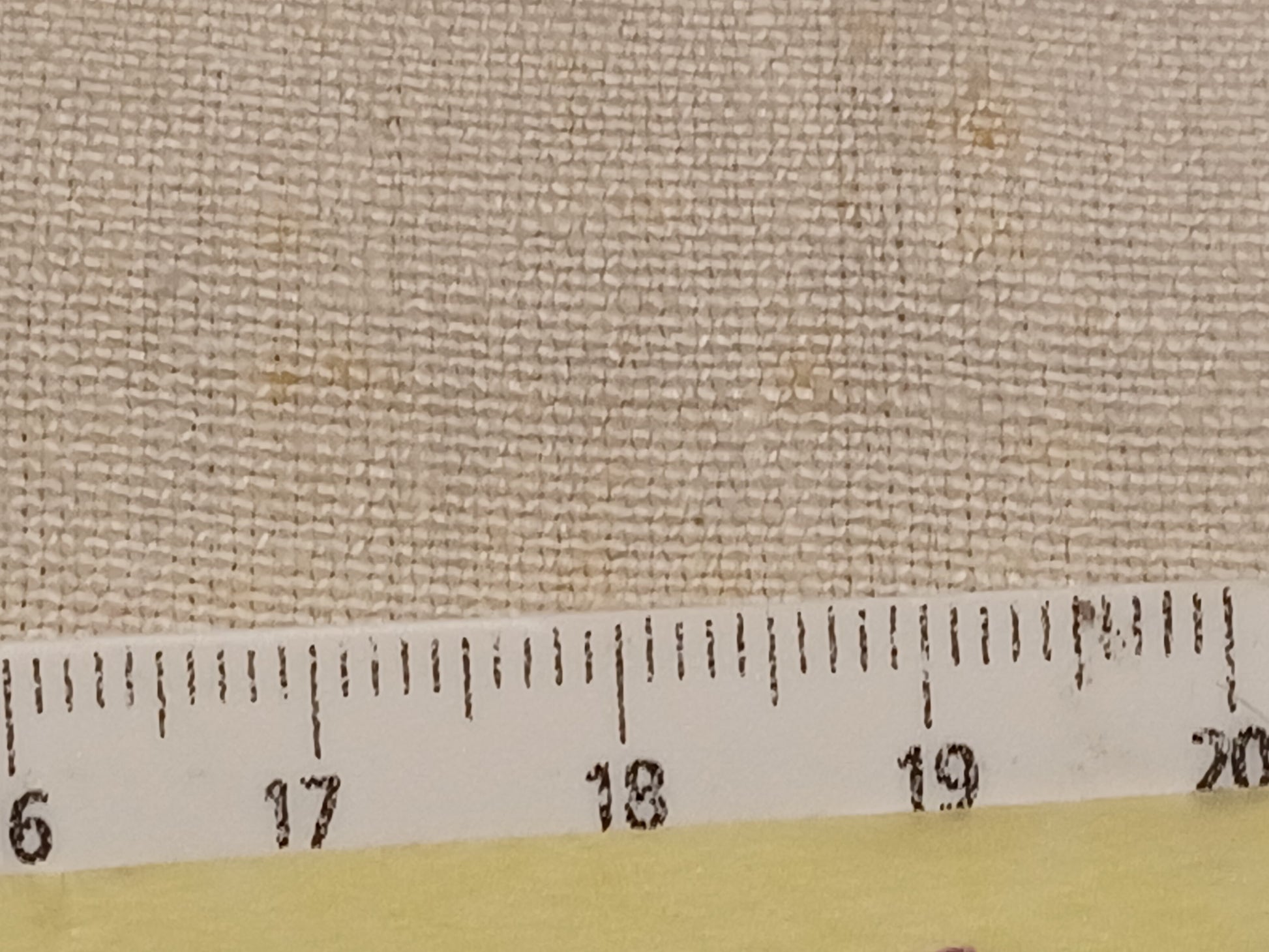 Leinenballen mit Millimeterscala 15 Fäden auf ein cm.