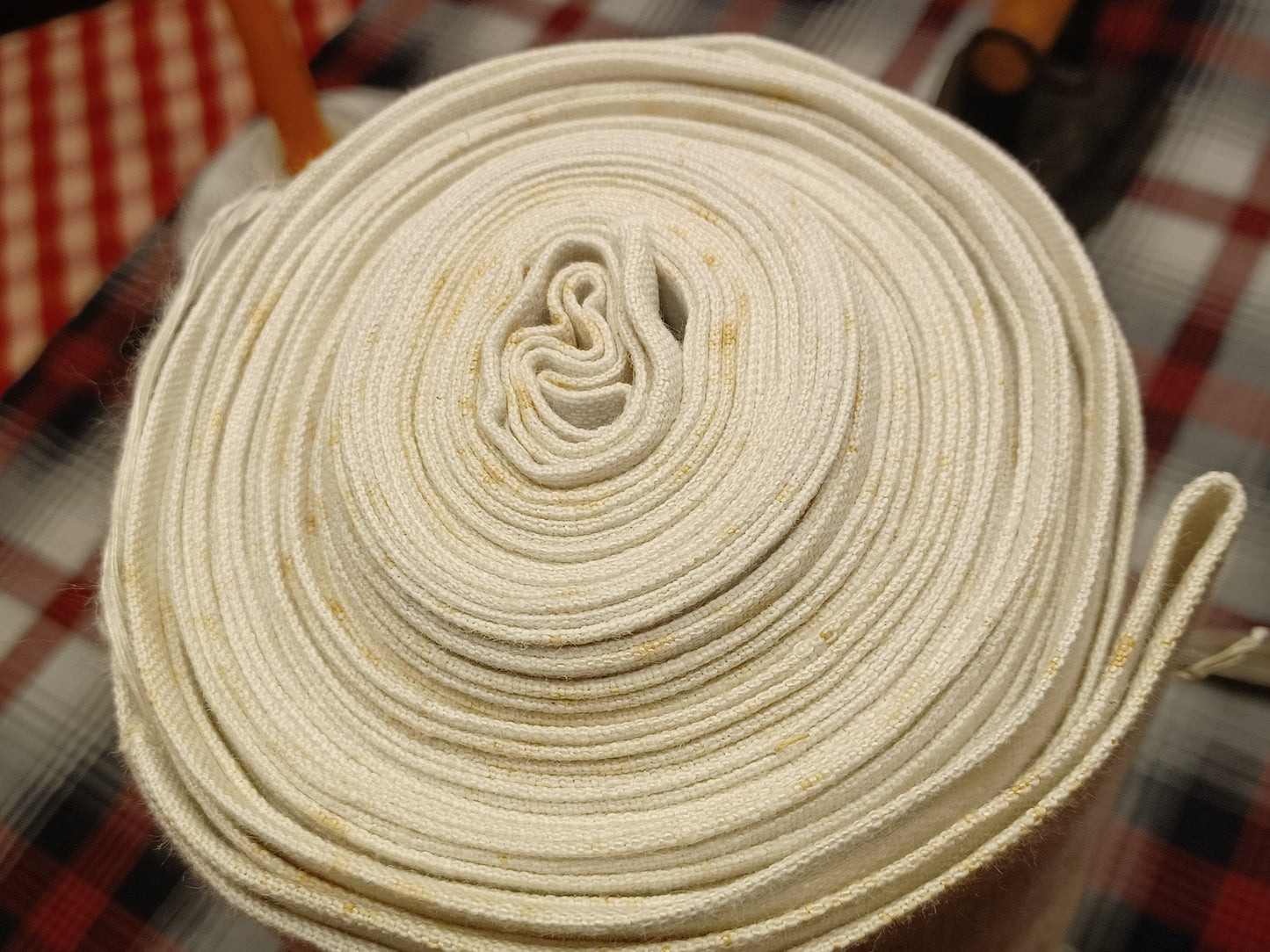 Leinenballen mit Ansicht auf gerollter Außenseite