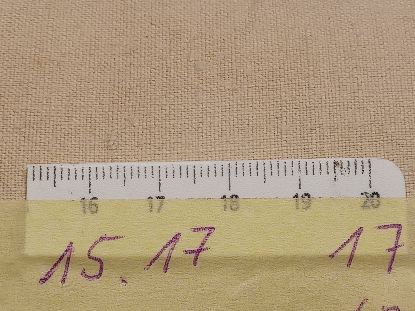 Leinenballen mit Millimeterskala 18 Fäden auf ein cm.