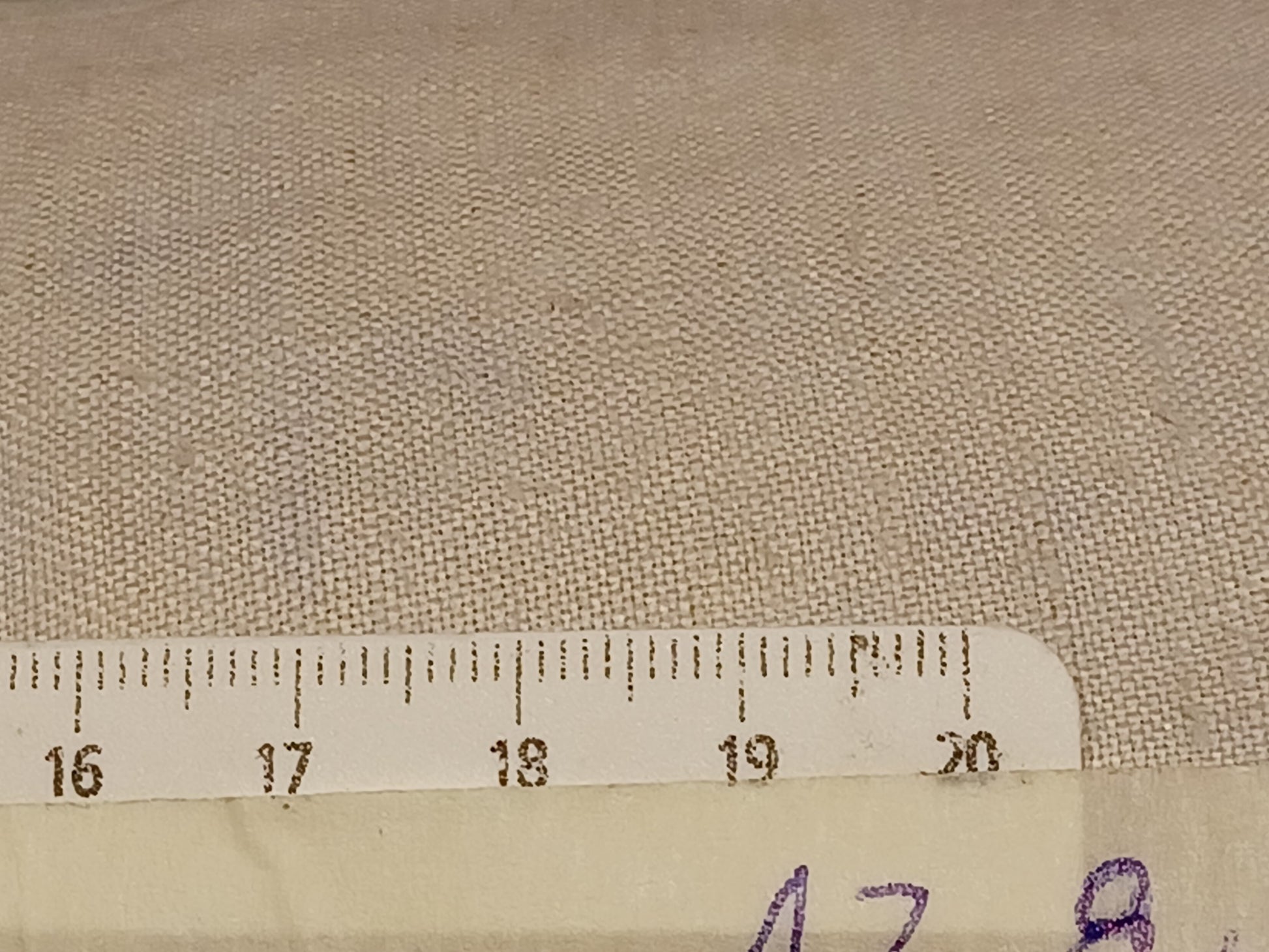 Leinenballen mit Millimeterskala 20 Fäden auf ein cm.
