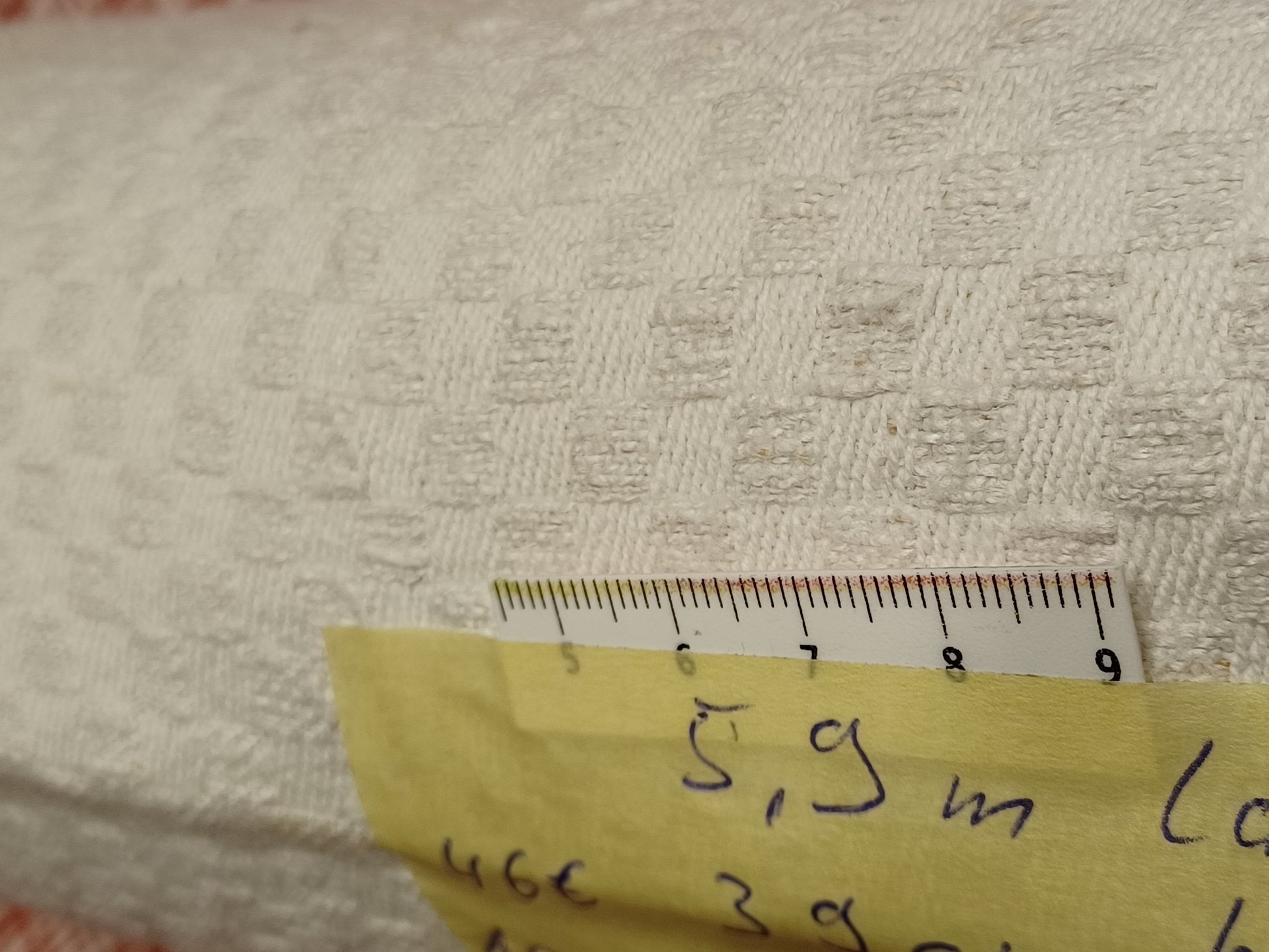 Leinenballen mit Millimeterskala  Handtuchleinen mit Muster