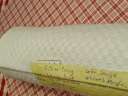 Leinenballen mit Millimeterskala  Handtuchleinen mit Muster