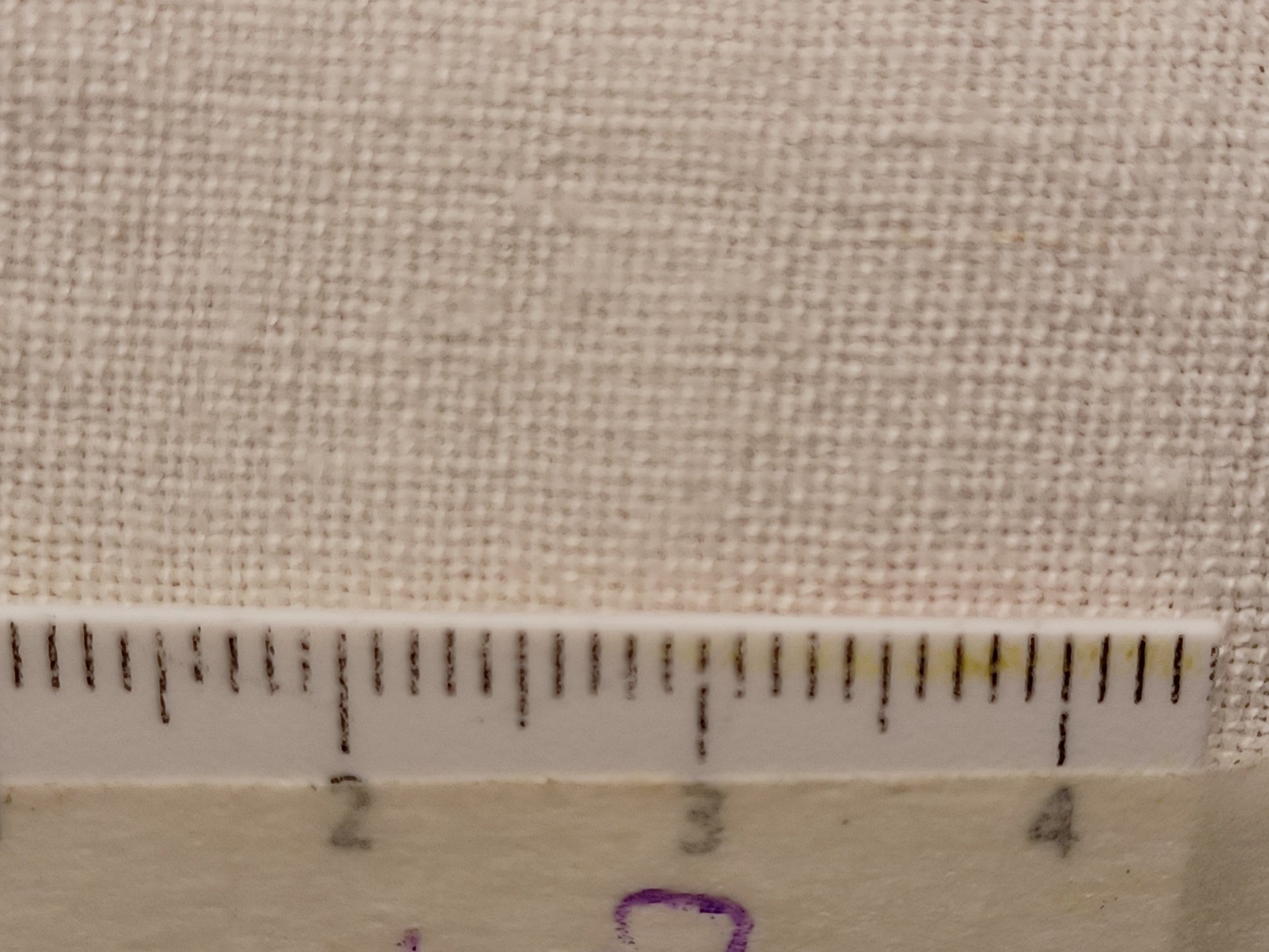 Leinenballen mit Millimeterskala 19 Fäden auf ein cm.