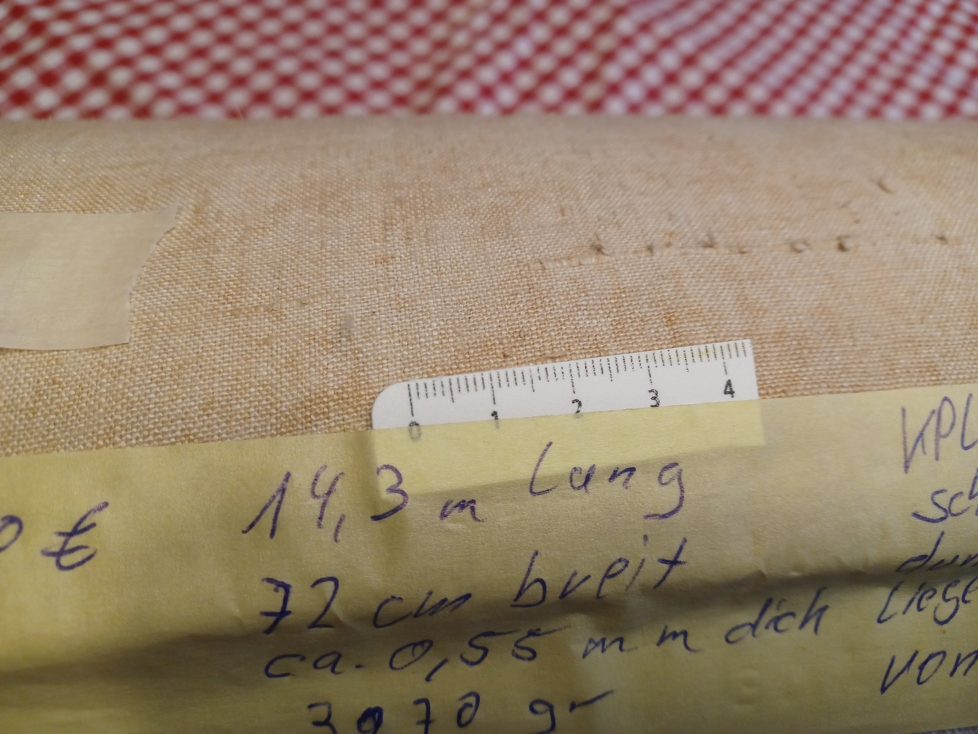Leinenballen mit Millimeterskala 