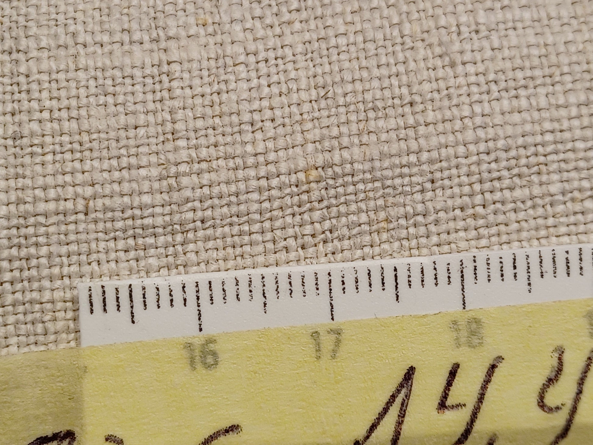 Leinenballen mit Millimeterskala 14 Fäden auf ein cm.