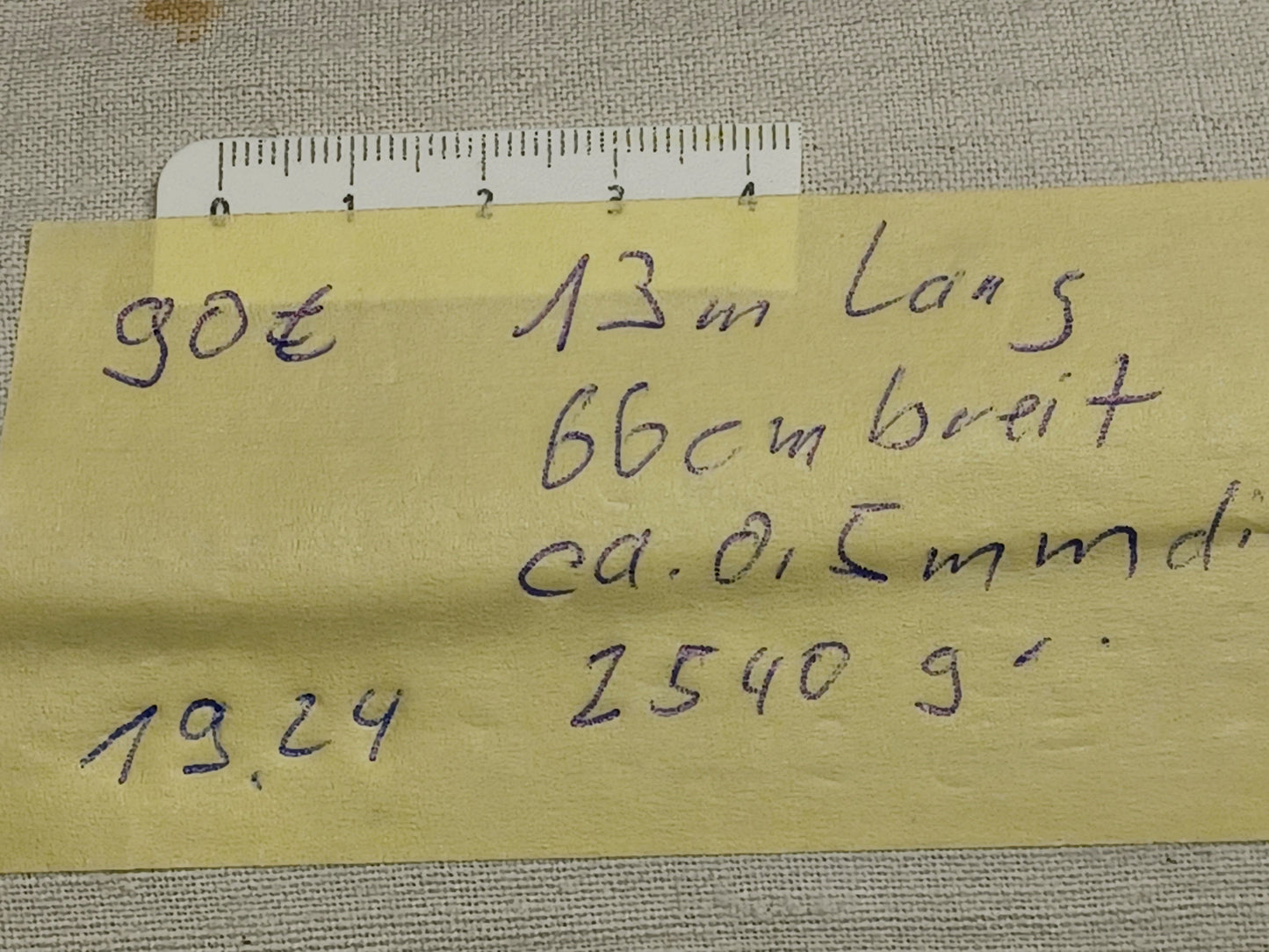 Leinenballen mit Millimeterskala 20 Fäden auf ein cm.