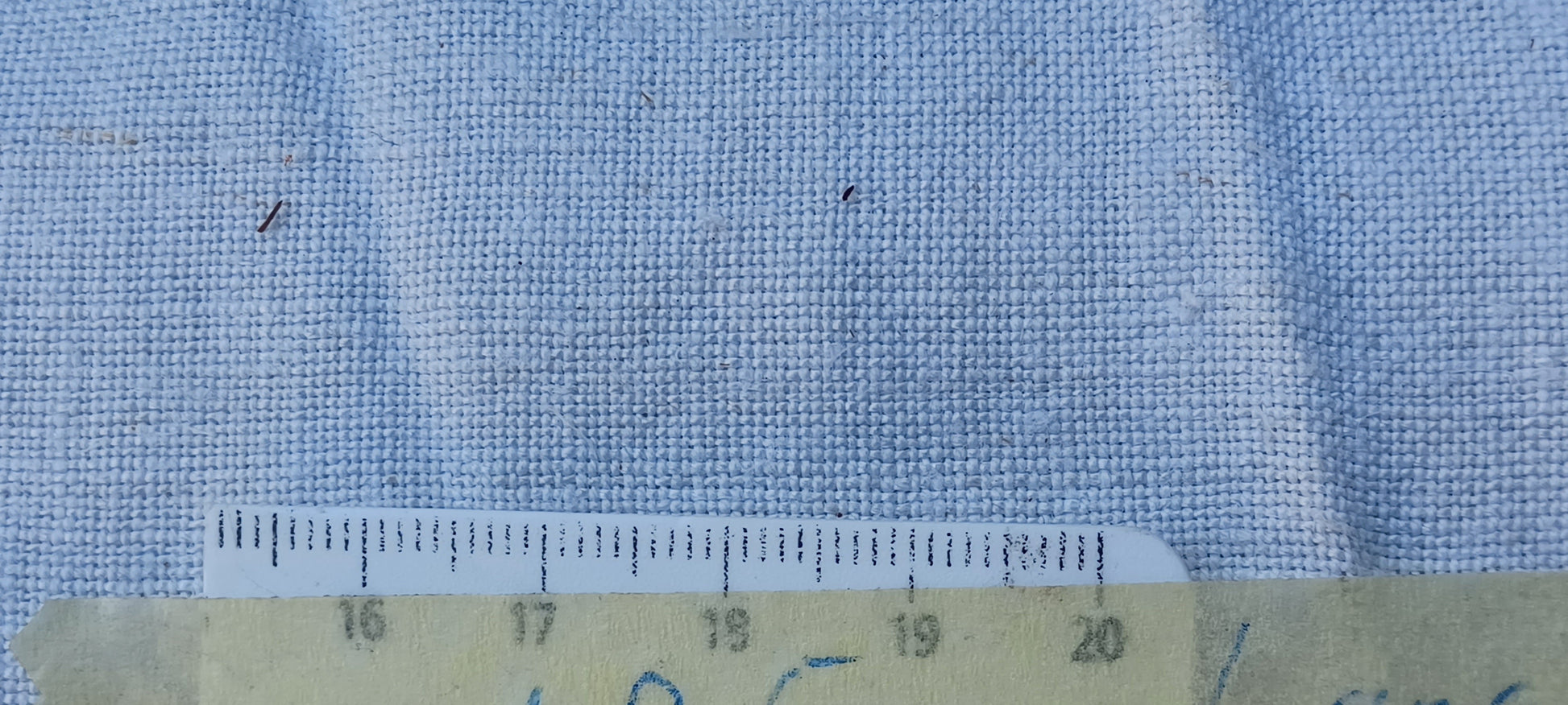 Leinenballen mit Millimeterskala 15 Fäden auf ein cm.