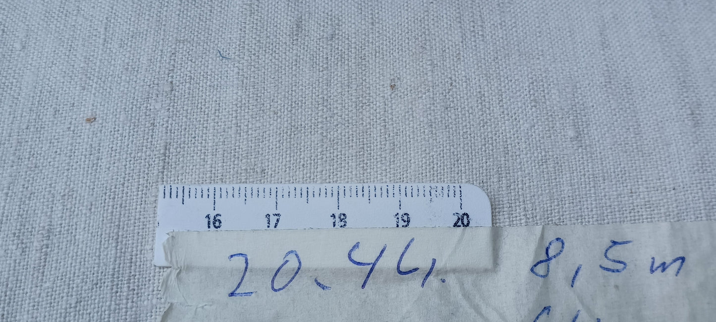 Leinenballen mit Millimeterskala 17 Fäden auf ein cm.