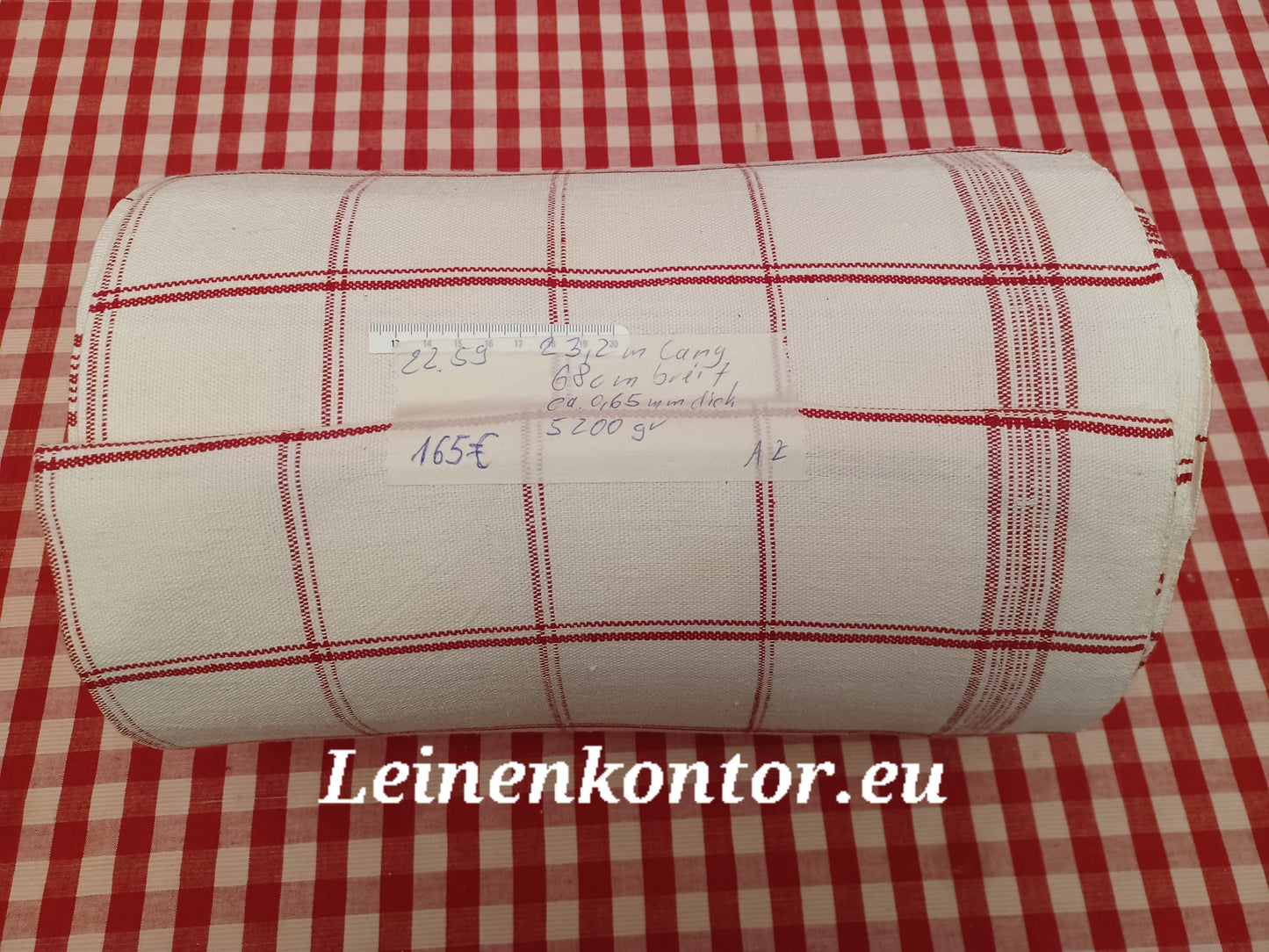 Leinenballen Vollansicht Leinenballen mit roten Streifen Handtuchleinen