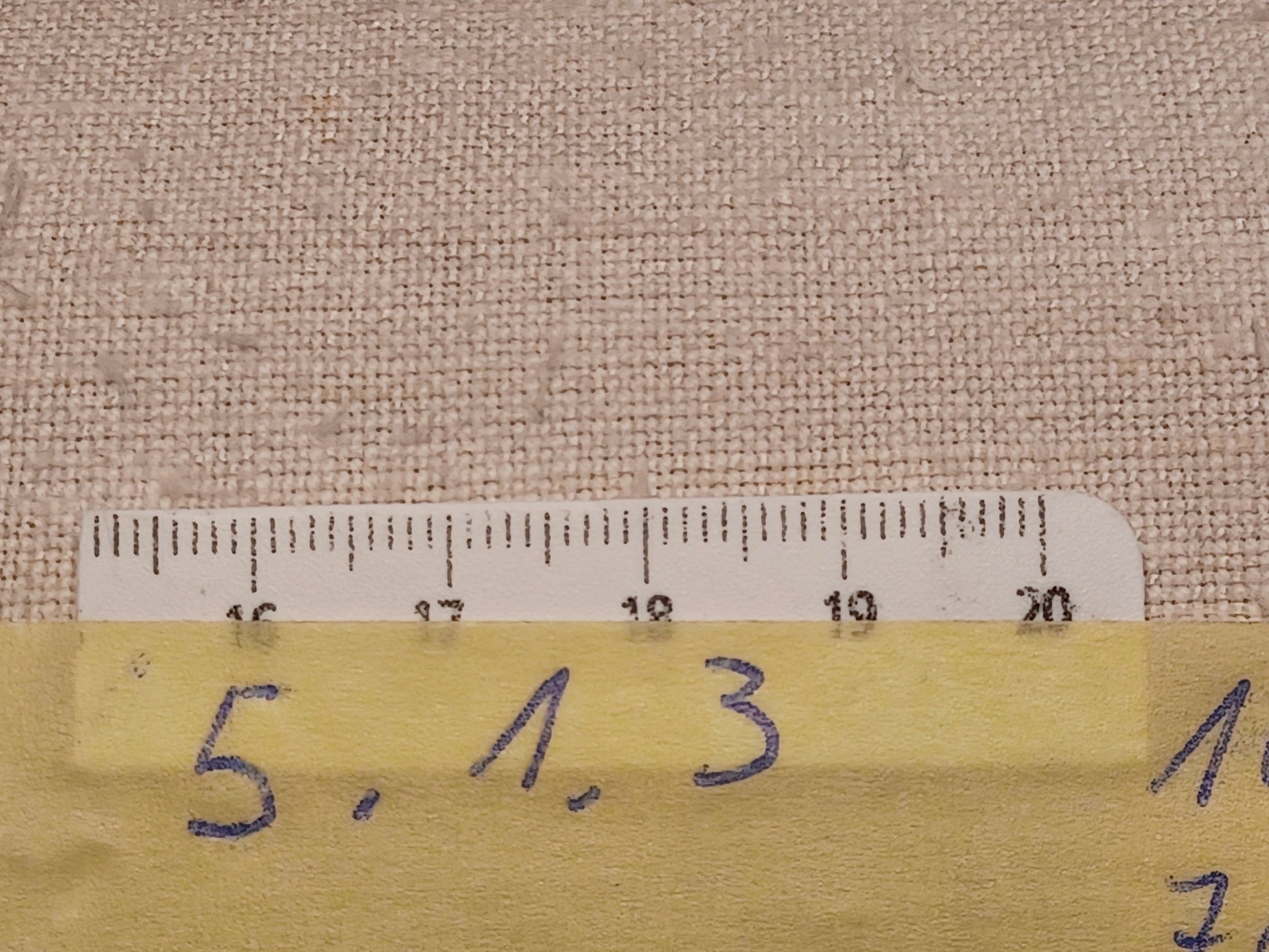 Leinenballen mit Millimeterskala 15 Fäden auf ein cm.