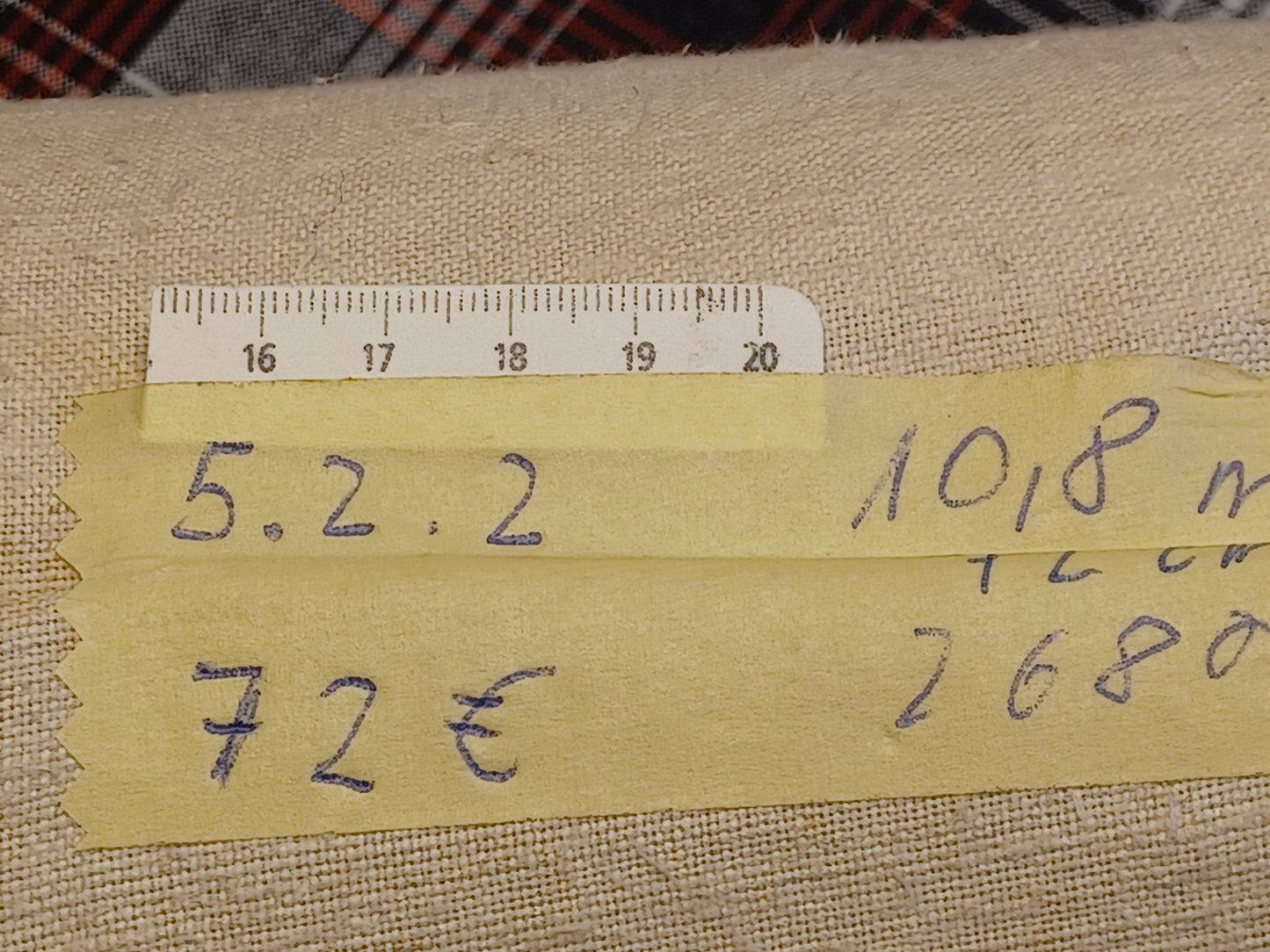 Leinenballen mit Millimeterskala 