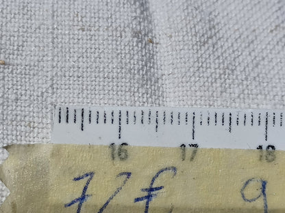 Leinenballen feine Textur mit Millimeterskala